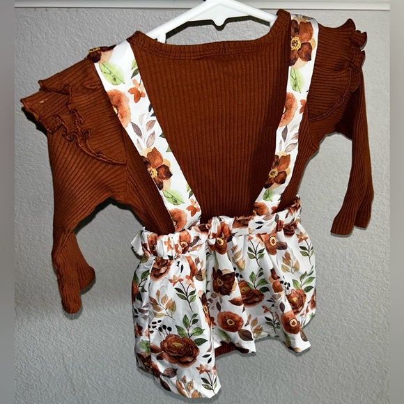 Fall/Thanksgiving baby girl outfit *SOLD* - Picture 3 of 6
